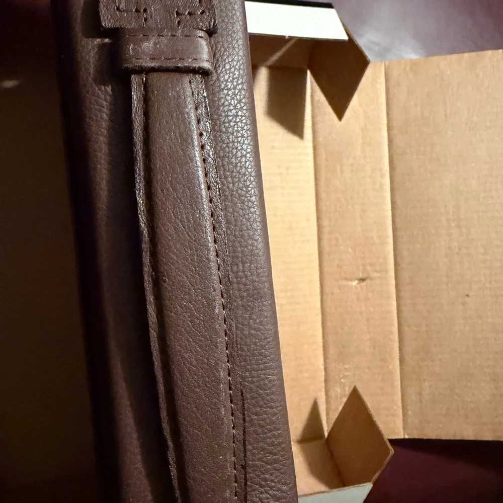 Brown Leather Men's or Women’s Organizer size 13 1/2” x 11” X 2”